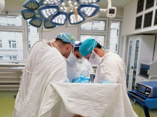 30-сантиметровую опухоль вырезали врачи Республиканского онкодиспансера УР