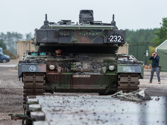 Кабмин ФРГ одобрил поставку Украине танков Leopard 1