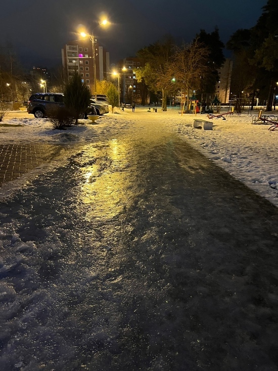 На дорогах Тверской области до 5 февраля сохранится гололедица