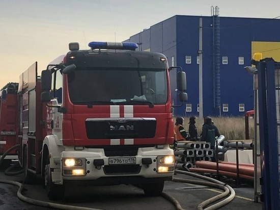 В деревне Столбово случился пожар на базе отдыха