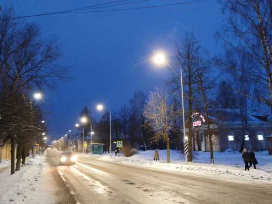 Более 5 километров автодорог Псковской области получили освещение в 2022 году