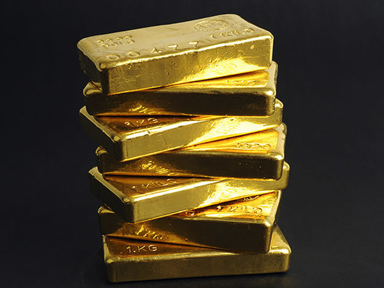 Россияне в 2022 году купили рекордное количество золота в слитках — более 50 тонн