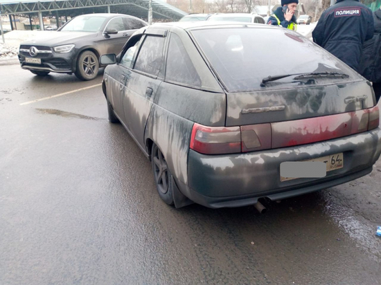 На улице Горького в Рязани полицейские задержали пьяного водителя ВАЗ-2112