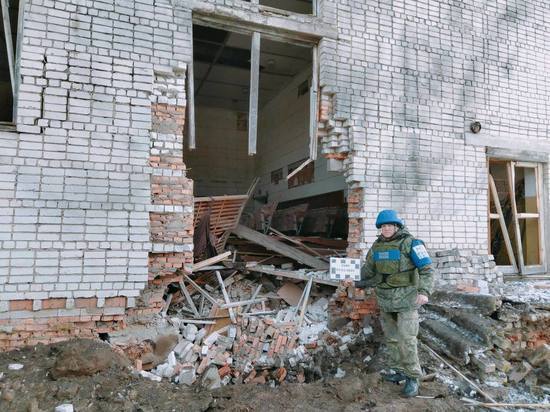 Губернатор Воронежской области опубликовал фото с последствиями обстрела подшефного района ЛНР