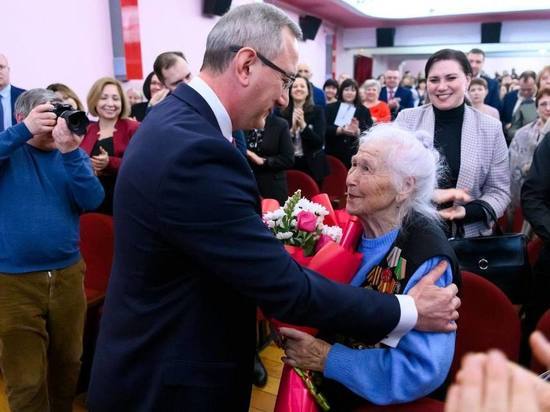 Губернатор Калужской области в Людиновском районе поздравлял ветерана  и обсуждал рабочие моменты
