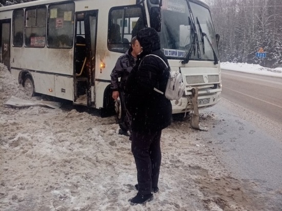 В Ивановской области в очередной раз в аварию попал автобус