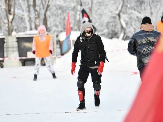 Десять команд приняли участие в традиционном «Зимнем захвате» в Мурманске