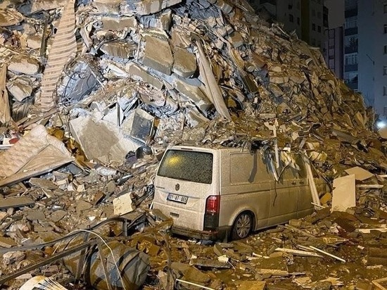Жертвами землетрясения в Турции и Сирии стали больше 500 человек