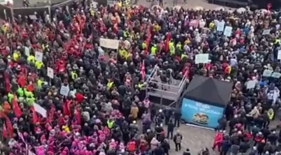 Датчане вышли на протест против отмены государственного праздника: видео