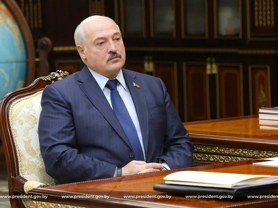 Лукашенко увидел противоречие в своем предложении прощать уехавших