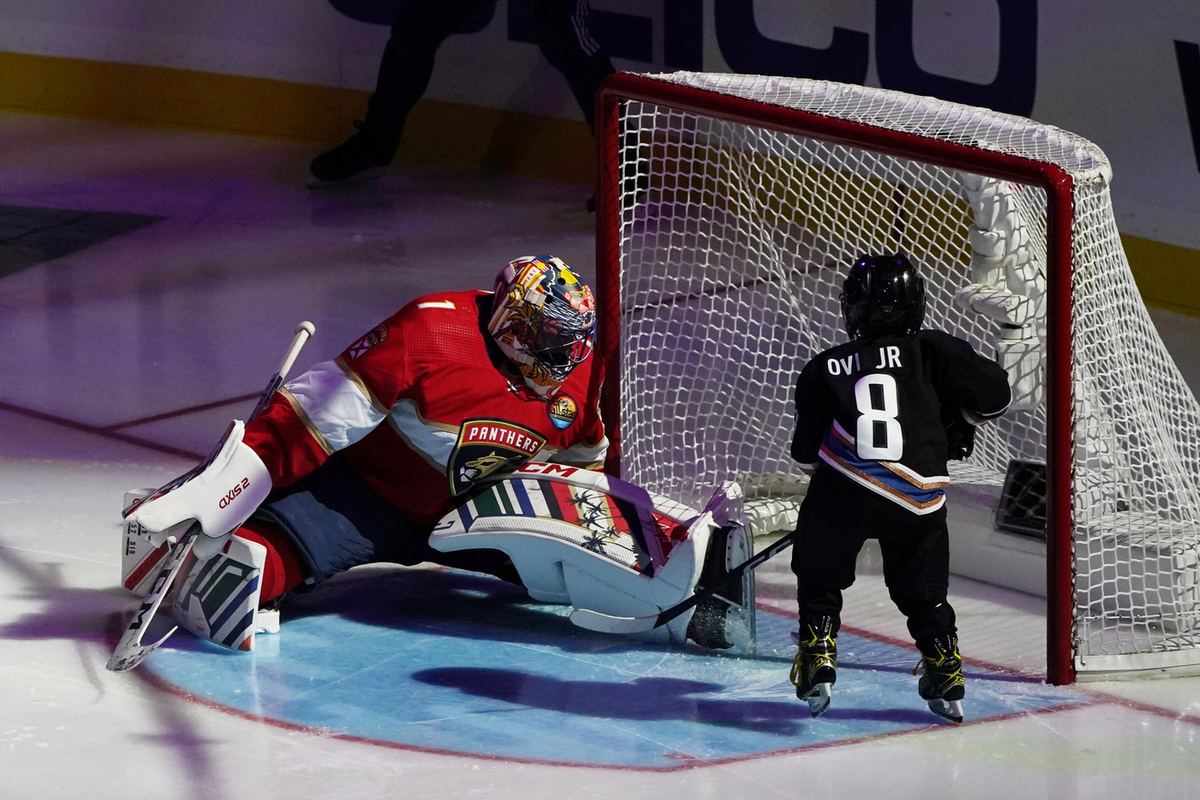 Наши в НХЛ: Кучерову устроили обструкцию, а сын Овечкина забил супергол - МК