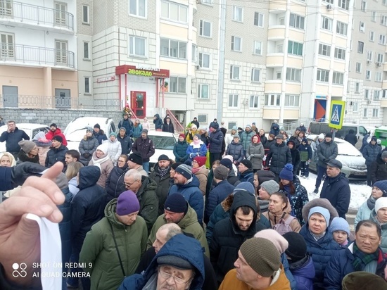Жители Видного массово вышли на улицы, протестуя против строительства трассы