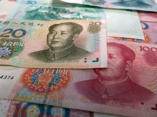 Минфин приступил к массовым интервенциям китайской валюты