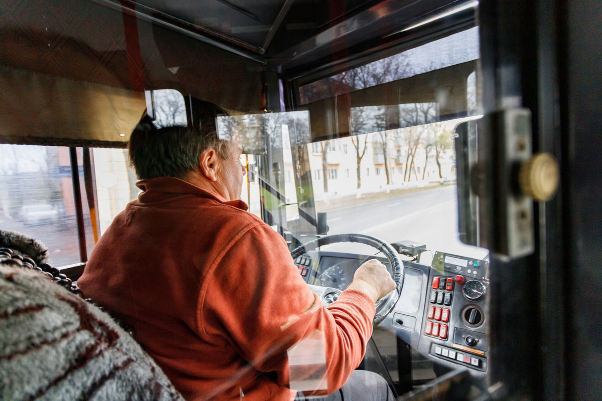 Автобусы города пскова. Автобусы России. Ае 46560 223 ГППО Псковпассажиравтотранс. Ае 475 60 209 ГППО Псковпассажиравтотранс.