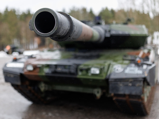 Премьер Польши Моравецкий: танки Leopard и Abrams не помогут Украине победить