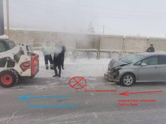 В Якутске произошло ДТП с участием трактора