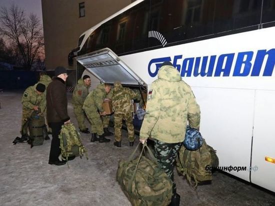Бойцы башкирских батальонов отправились в зону СВО после отпуска