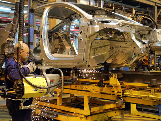 «АвтоВАЗ» планирует производить в Петербурге до 70 тысяч автомобилей Lada к 2025 году
