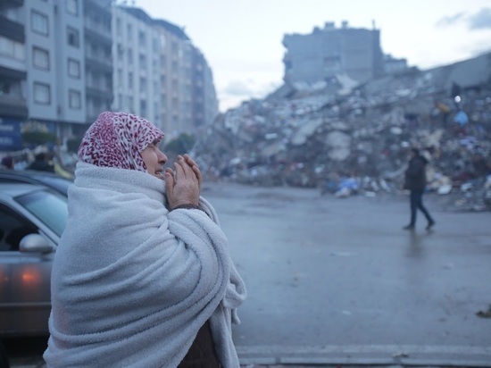 ВОЗ: землетрясение в Турции могло затронуть 23 млн человек