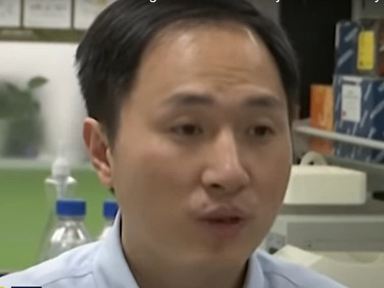 Ученый рассказал о жизни первых в мире детей с отредактированными генами