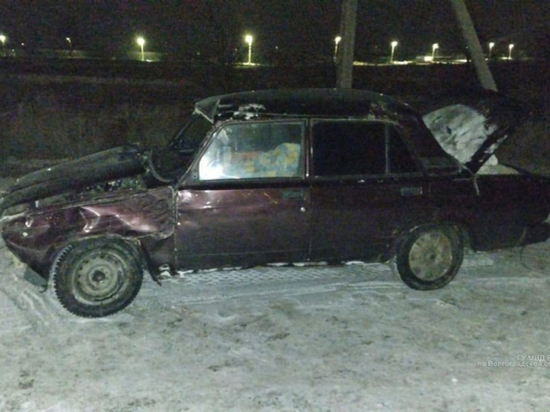 В Волгограде пострадала 65-летняя пассажирка опрокинувшейся «семерки»