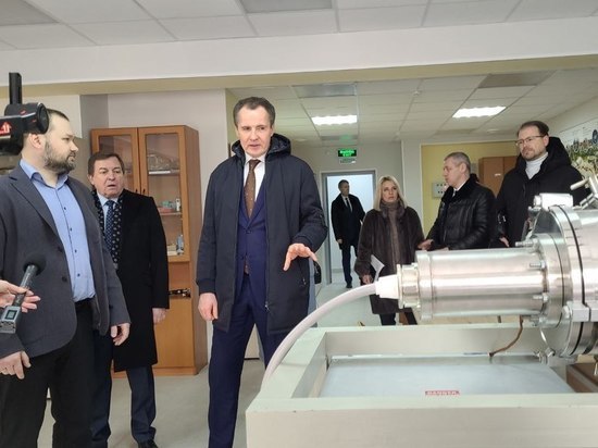 Белгородский губернатор посетил технопарк «Высокие технологии БелГУ» в День науки