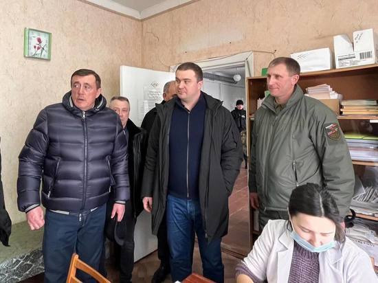 Хоценко: благодаря строителям из Сахалинской области в Шахтерске уже восстановлено более 100 объектов