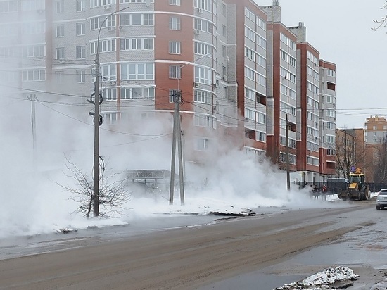 Денисов заявил об отключении 93 домов от тепла из-за коммунальной аварии в Калуге
