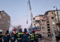 В среду стали известны новые подробности ЧП в городе Ефремов Тульской области, где накануне в результате взрыва газа обрушилась секция подъезда пятиэтажки