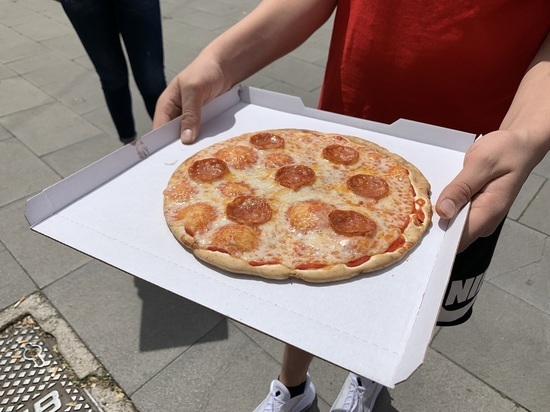 Житель Северной Ирландии за месяц похудел на три килограмма, питаясь исключительно пиццей