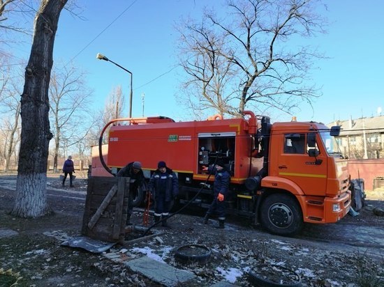 Тюменская аварийная бригада работает в Краснодоне