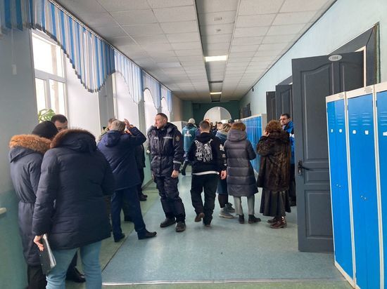 Жильцов взорвавшегося в Новосибирске дома поселят в гостиницу