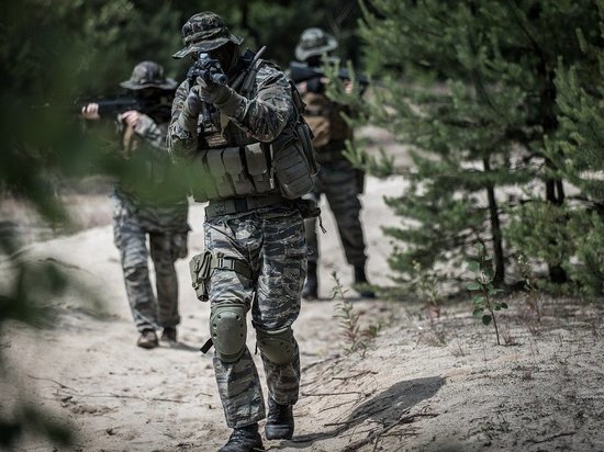 Марочко: украинские военные минируют позиции при отступлении из района Кременной