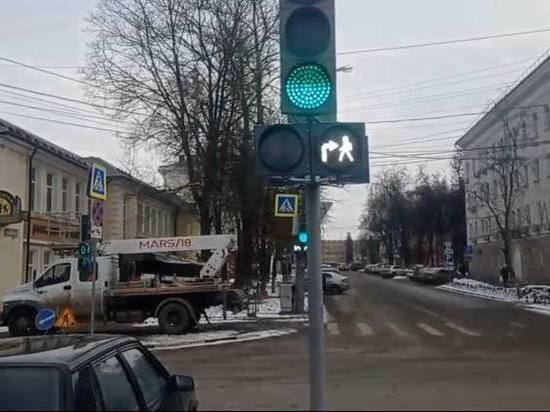 9 февраля в Туле отключат светофор на перекрестке улиц Хворостухина и Бондаренко