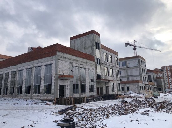 Главгосстройнадзор проверил строительство школы на 825 мест в Чехове