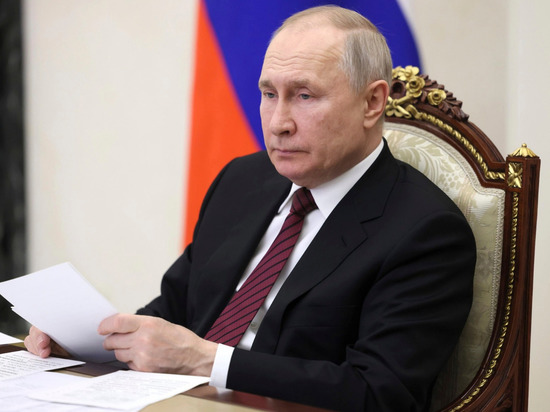 РИА Новости: Запад нашел способ победить Россию, придумав «Гаагу для Путина»