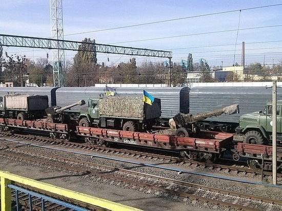 Марочко: ВСУ перебрасывают в Донбасс резервы с Западной Украины