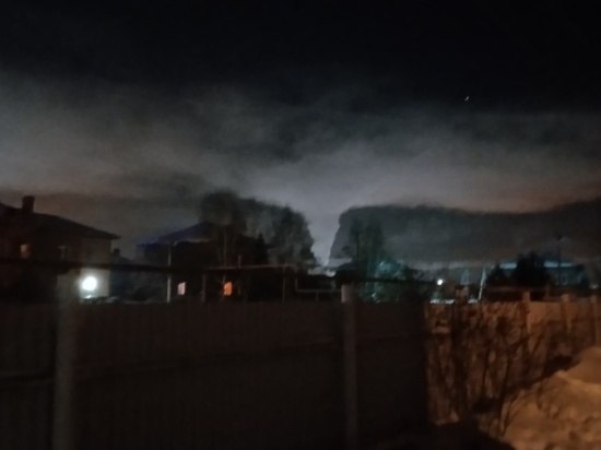 Ядерный гриб заметили жители в небе над Новосибирском