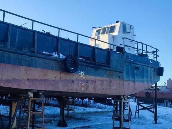 Судоходную баржу «Восток-01» капитально отремонтируют в Поронайске
