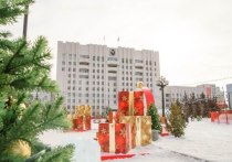 Новогодний городок на главной площади краевой столицы заканчивает свою работу