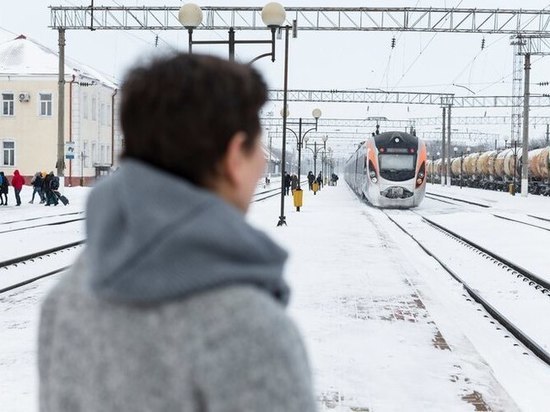 В Красноярске с 13 февраля изменится расписание электропоездов из-за ремонта путей