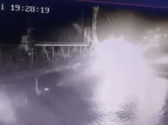 Эксперт объяснил важность поражения моста в Одесской области подводным беспилотником