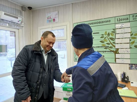 В Омске чиновники и депутаты поддержали почин «Магнита» по сдаче мусора на вторсырьё