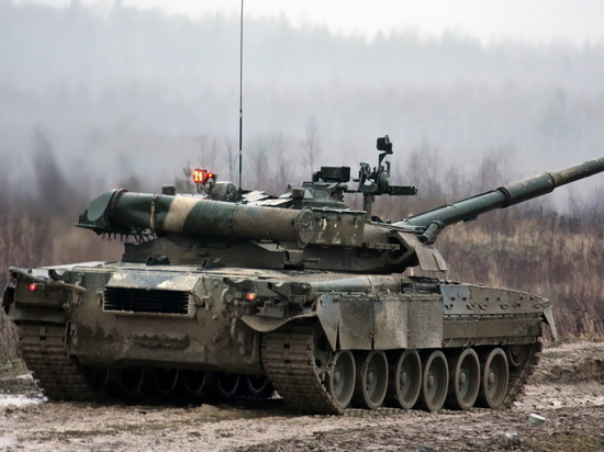 В Минобороны сообщили об уничтожении танкистами Т-80 двух БМП и двух танков ВСУ