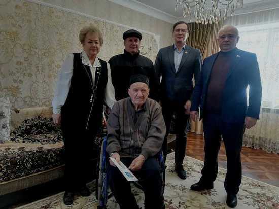 Глава Кисловодска поздравил со 100-летием долгожителя Ставрополья