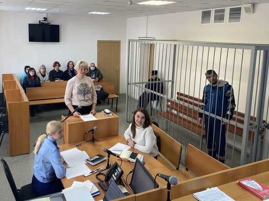 В Курске за неявку в суд обвиняемого заключили под стражу