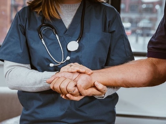 Раненые в боях военнослужащие ДНР отправились на отдых в Ростовскую область