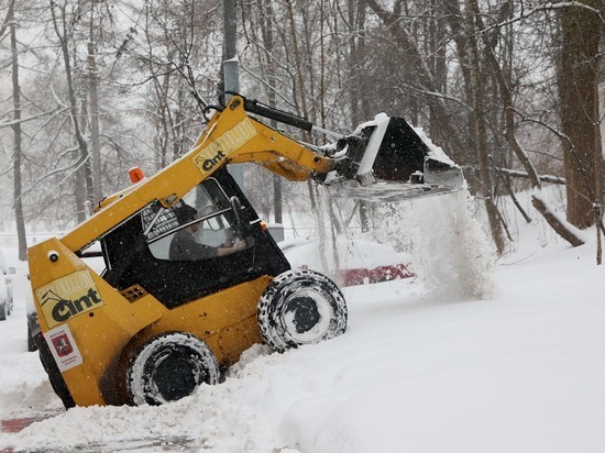 Коммунальщики избили мужчину из-за жалобы на ночной шум в Балашихе