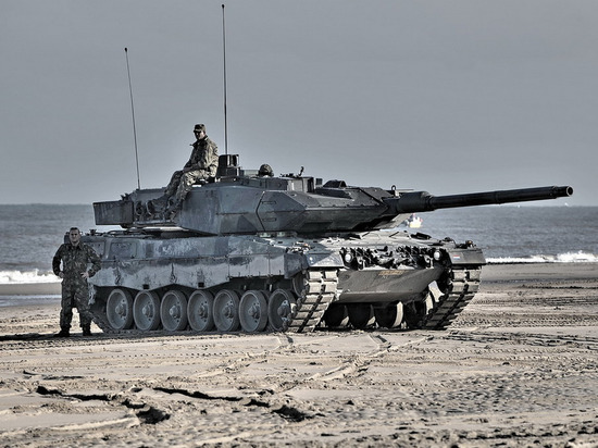 Финляндия пока не приняла решения о поставках танков Leopard Украине