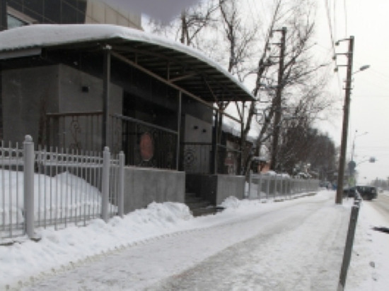 СК возбудил уголовное дело после смертельной драки возле клуба в Южно-Сахалинске
